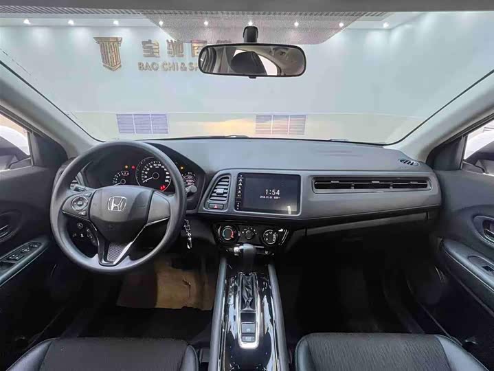 Фото 13 - Honda Vezel