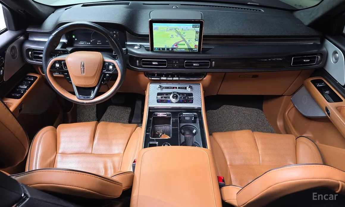 Фото 7 - Lincoln Aviator