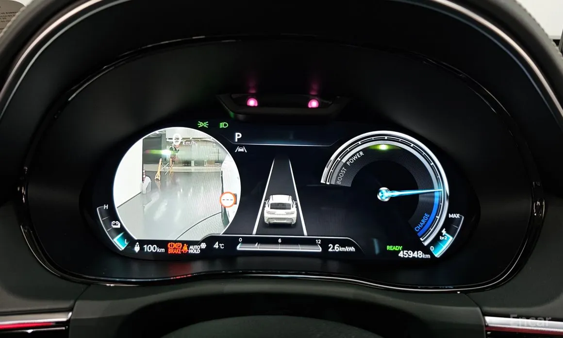 Фото 8 - Genesis GV70