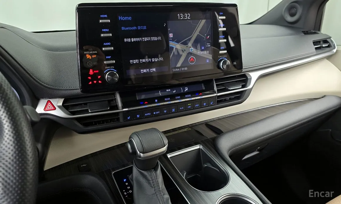 Фото 14 - Toyota Sienna