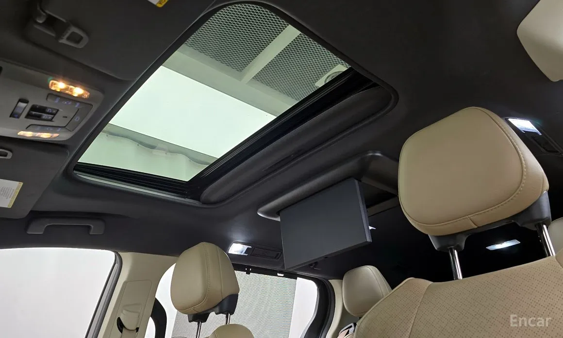 Фото 18 - Toyota Sienna