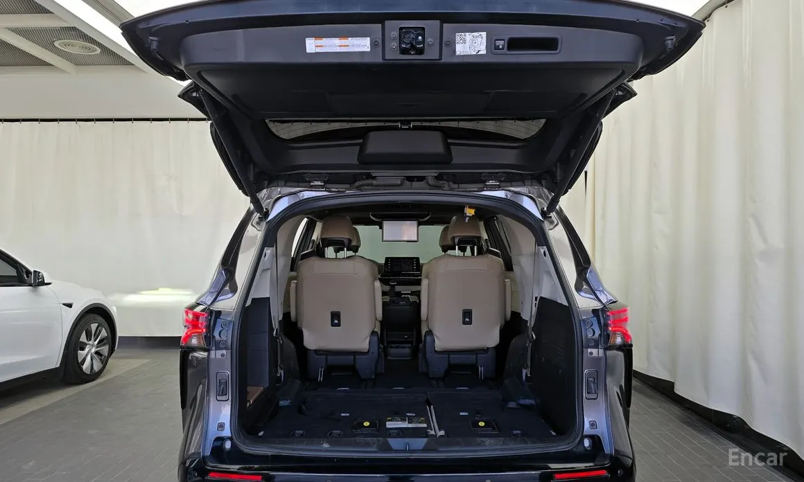 Фото 20 - Toyota Sienna