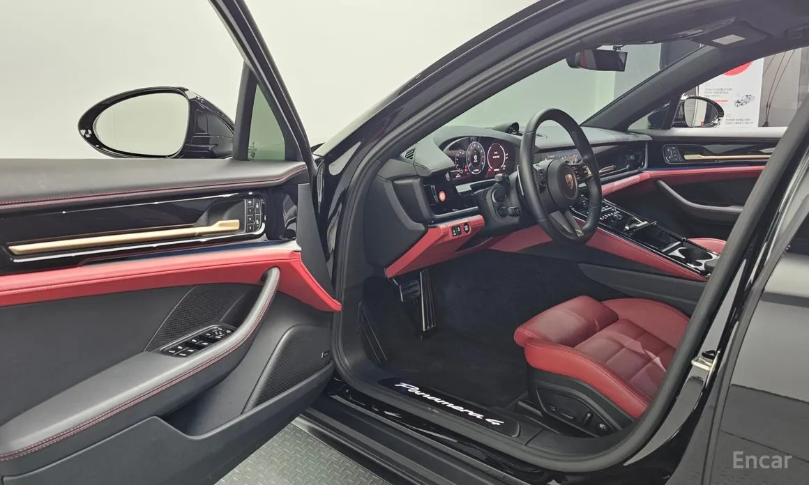 Фото 10 - Porsche Panamera