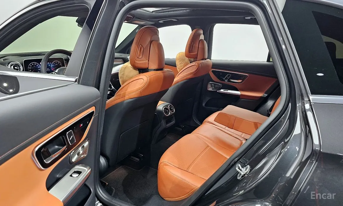 Фото 11 - Mercedes-Benz GLC-Class