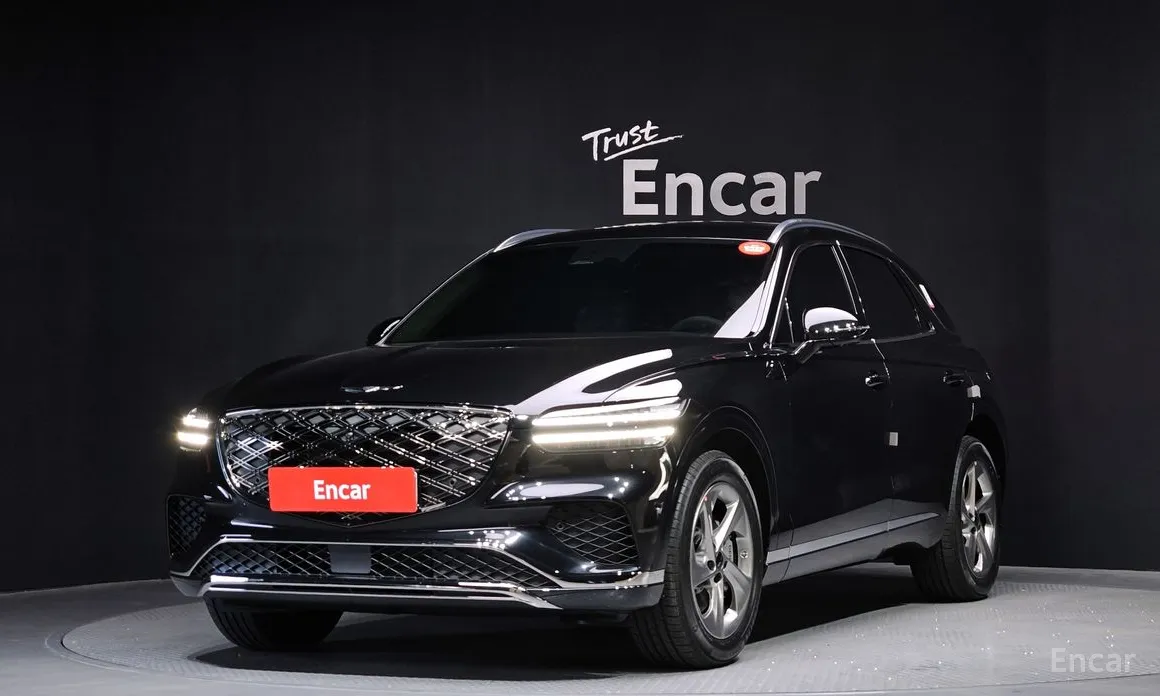 Фото 1 - Genesis GV70