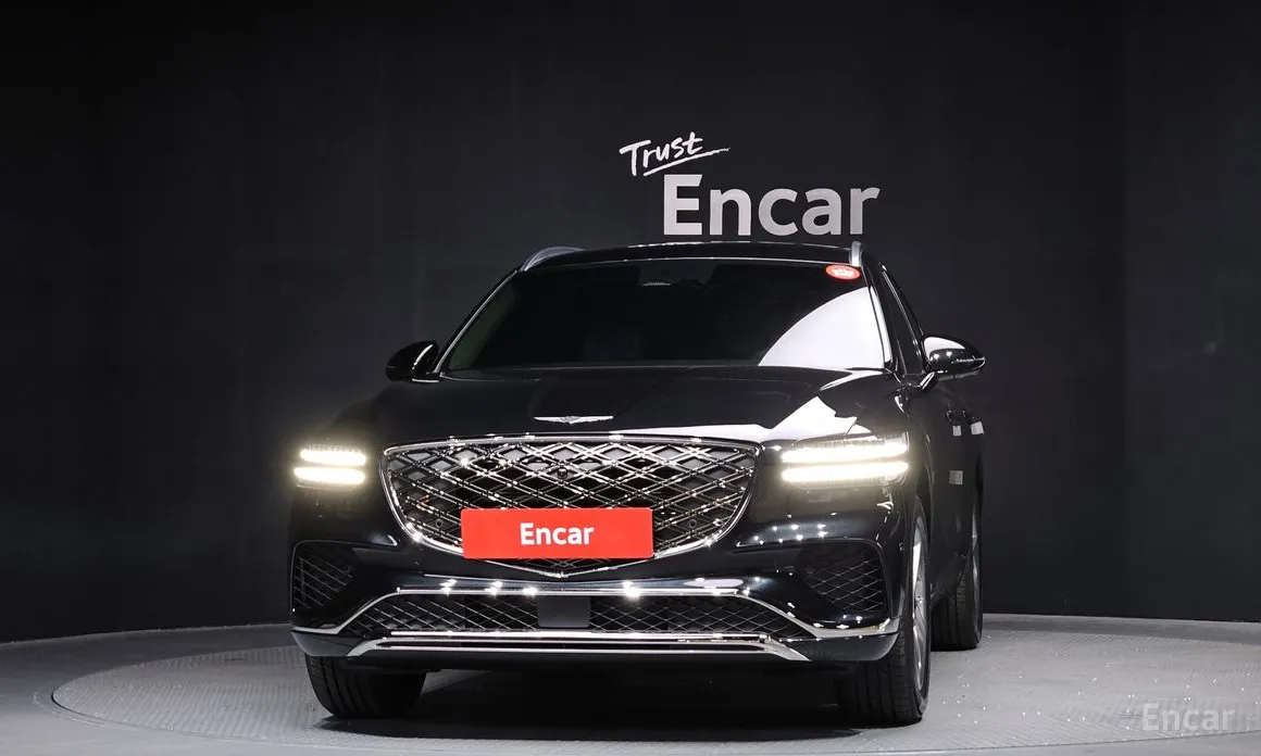 Фото 3 - Genesis GV70