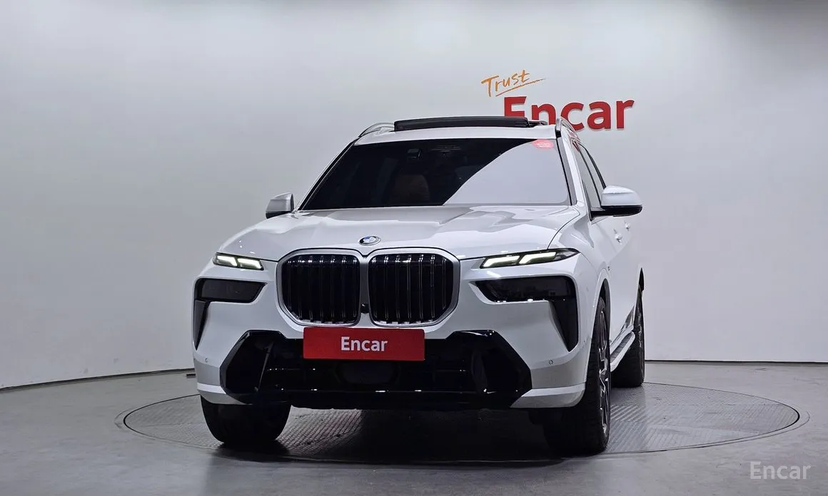Фото 3 - BMW X7