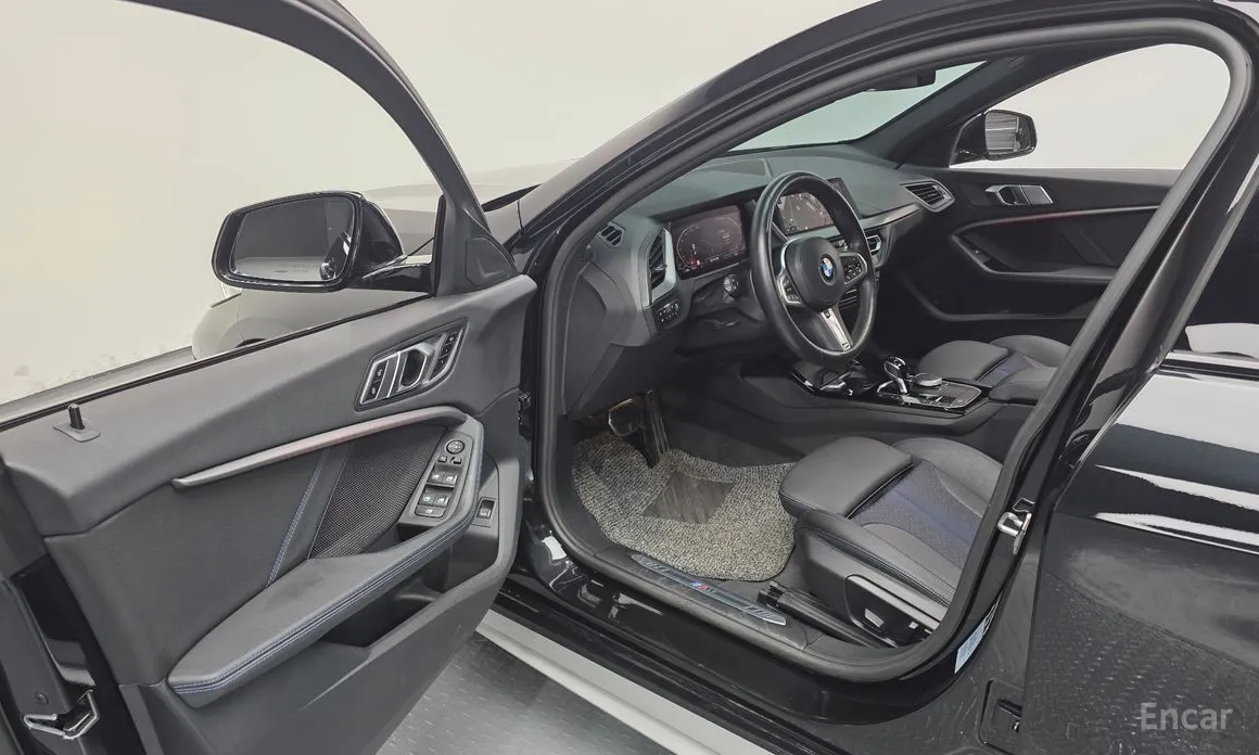 Фото 11 - BMW 1 Series