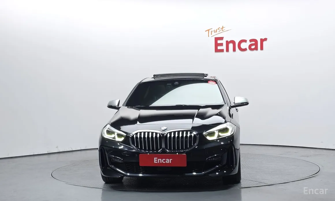 Фото 3 - BMW 1 Series