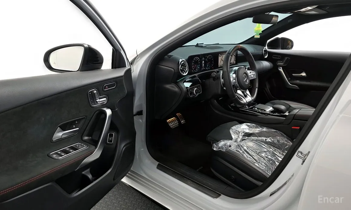 Photo 10 - Mercedes-Benz A-Class