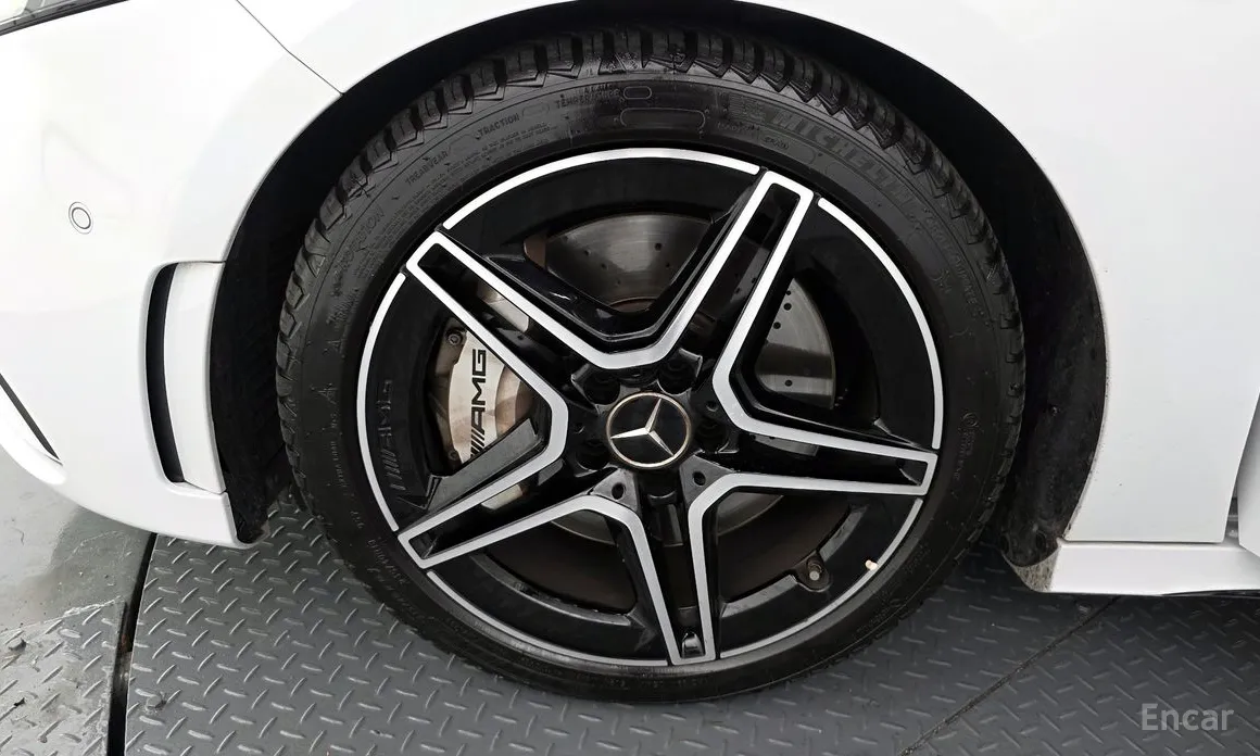 Photo 5 - Mercedes-Benz A-Class