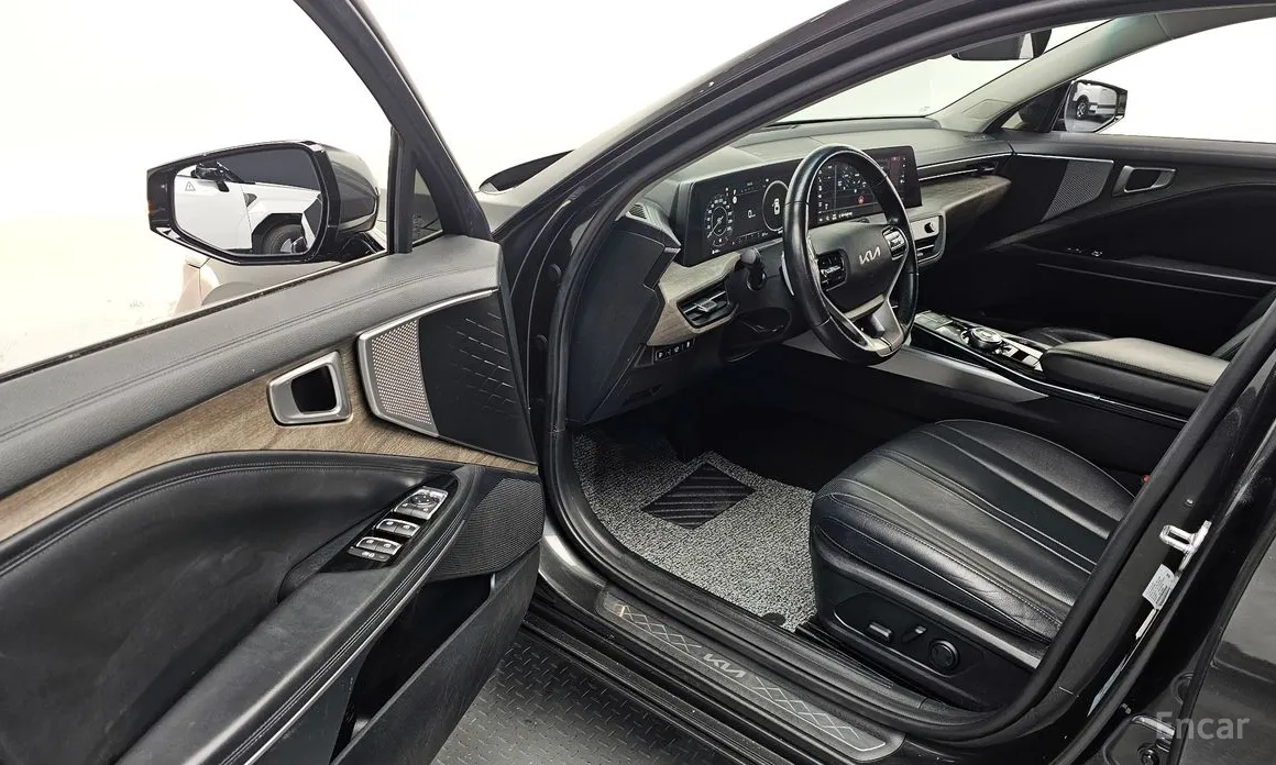 Фото 10 - Kia K8