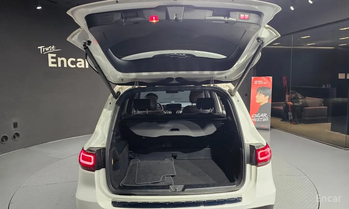 Фото 20 - Mercedes-Benz GLB-Class