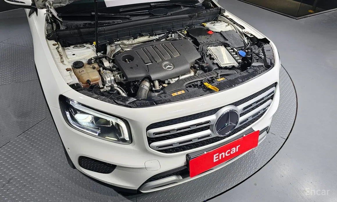 Фото 6 - Mercedes-Benz GLB-Class