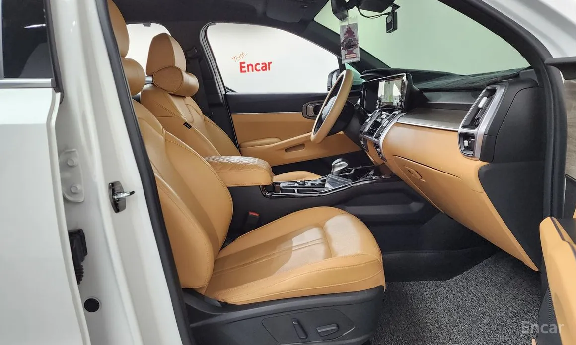 Фото 11 - Kia Sorento