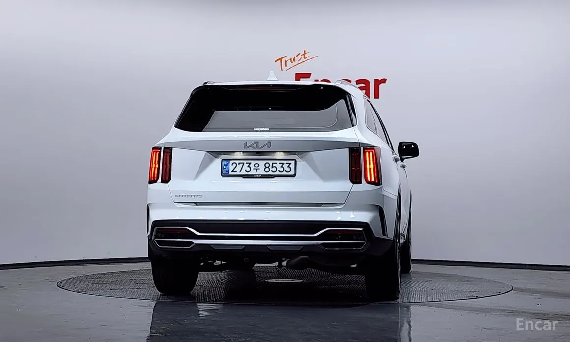 Фото 4 - Kia Sorento