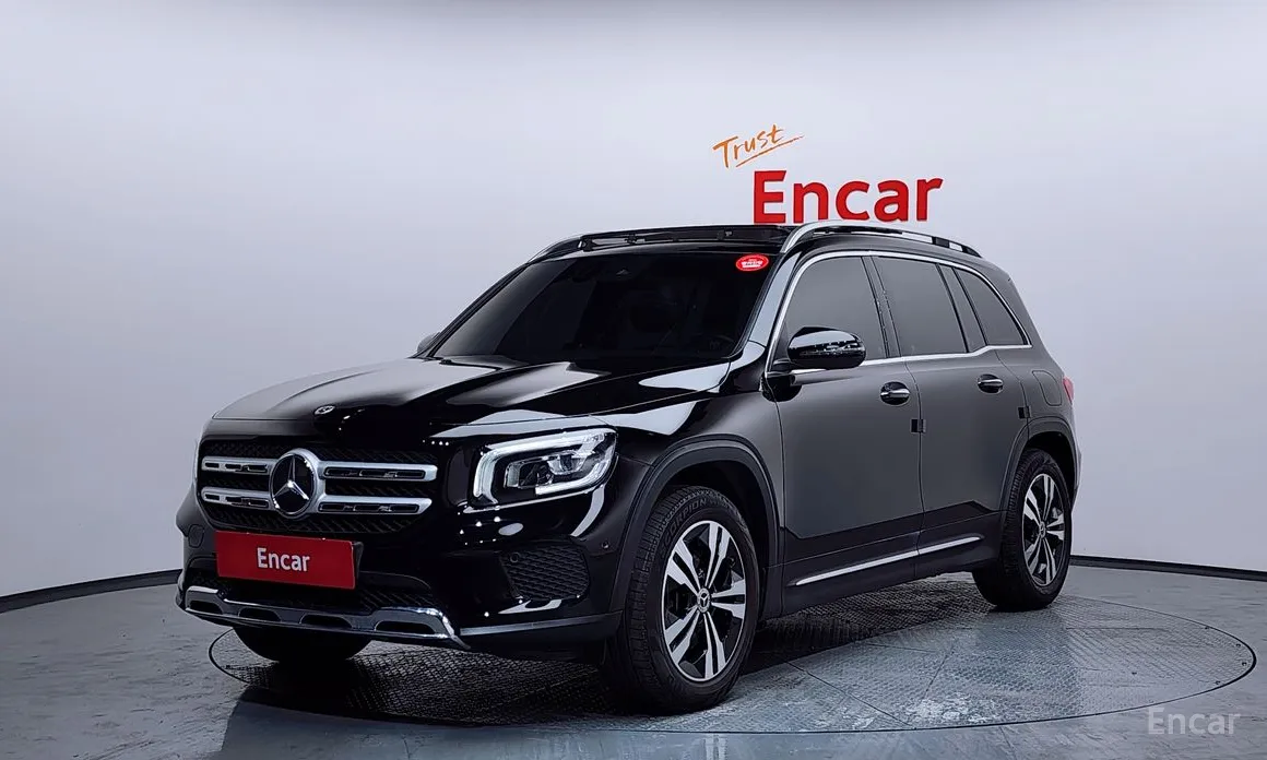 Фото 1 - Mercedes-Benz GLB-Class