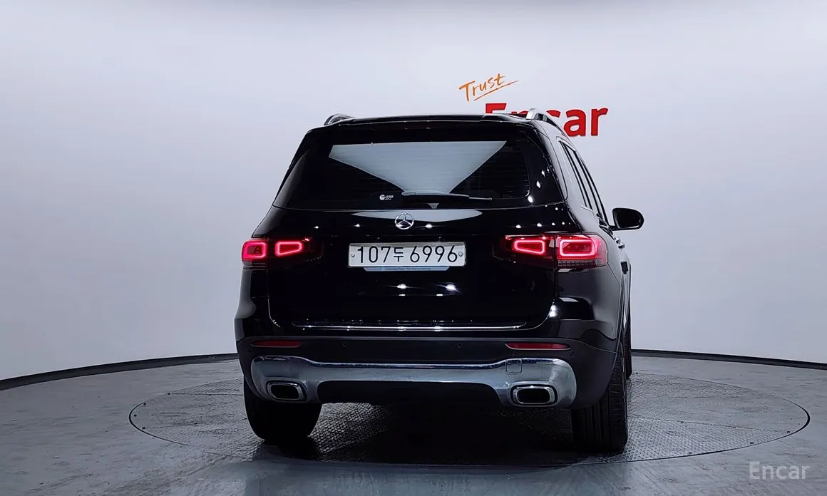 Фото 4 - Mercedes-Benz GLB-Class