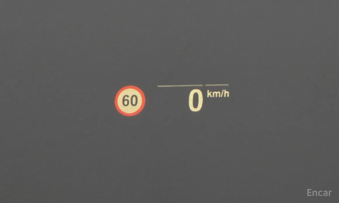 Фото 18 - BMW 7 Series