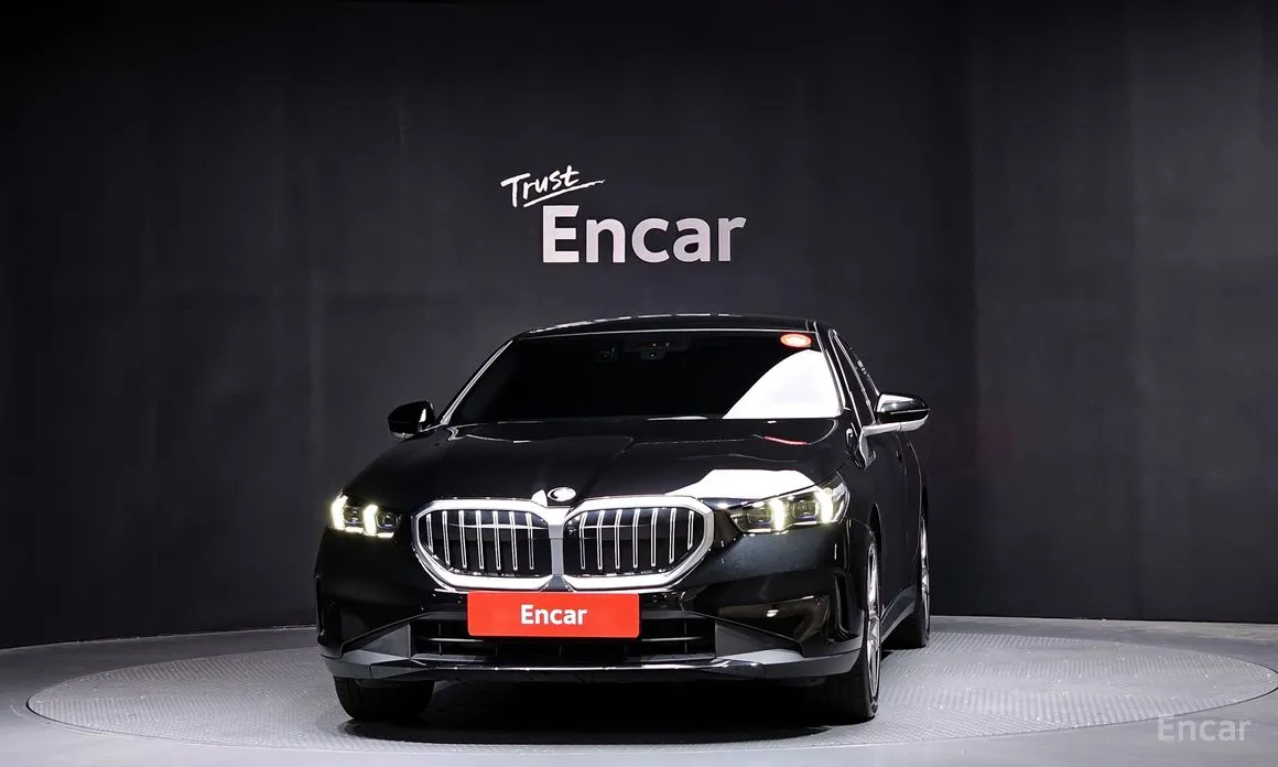 Фото 3 - BMW 5 Series