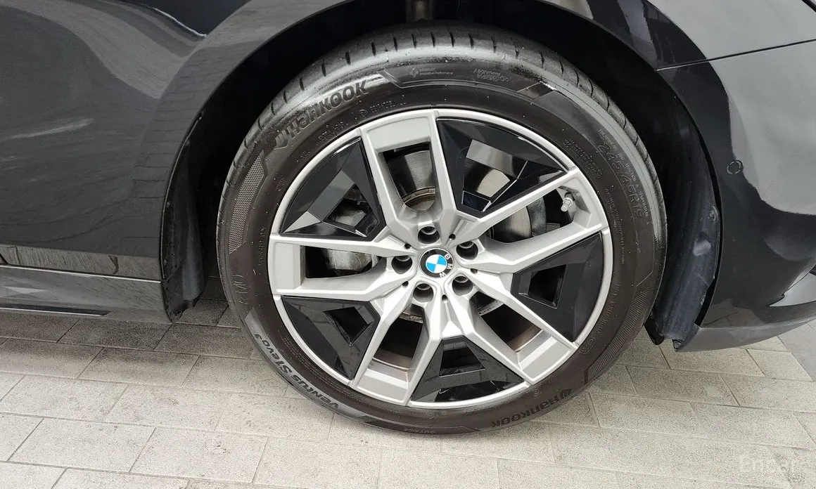 Фото 5 - BMW 5 Series