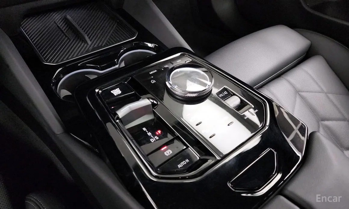 Фото 9 - BMW 5 Series