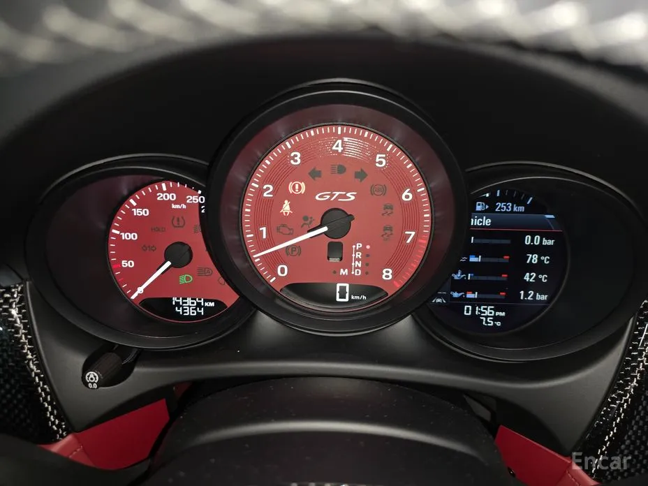 Фото 7 - Porsche Macan