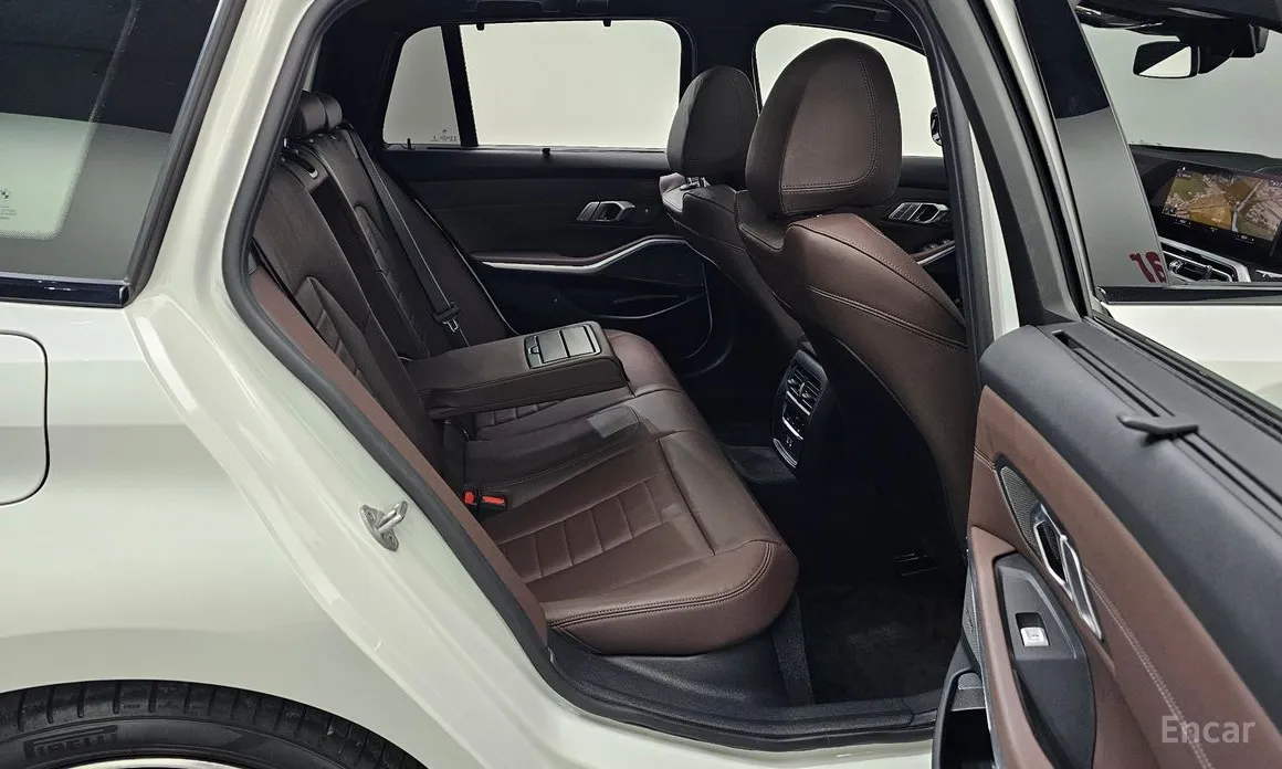 Фото 12 - BMW 3 Series