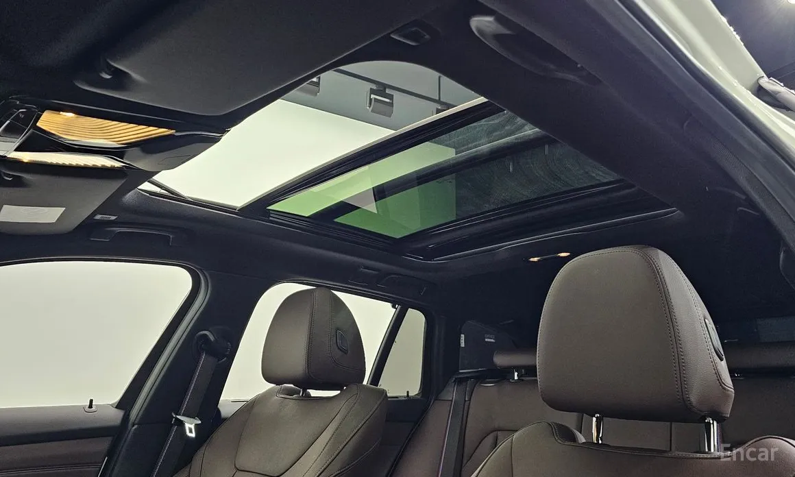 Фото 19 - BMW 3 Series