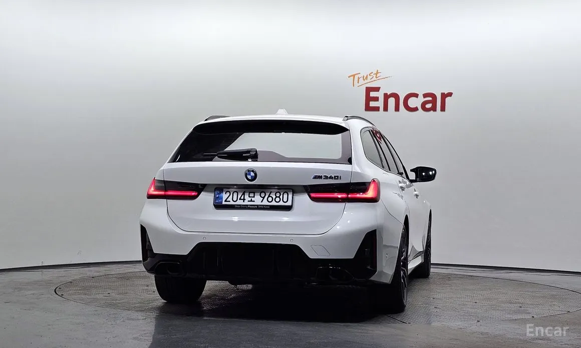 Фото 4 - BMW 3 Series