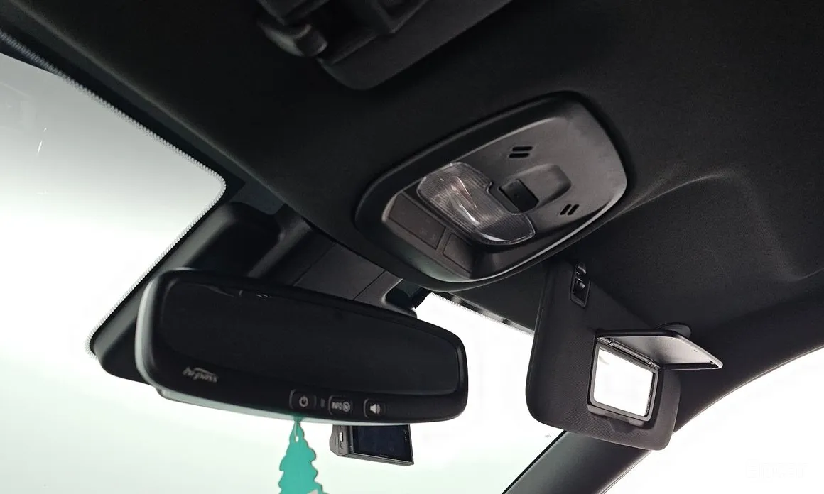 Фото 19 - Chevrolet Trax