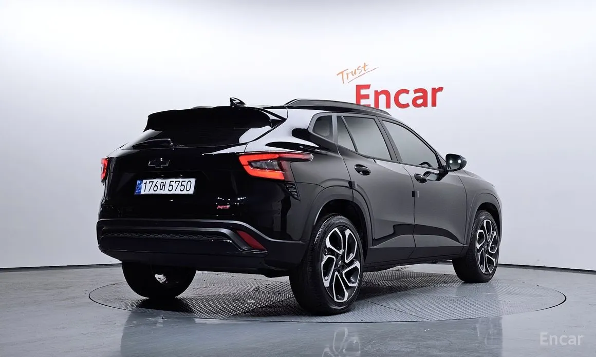 Фото 2 - Chevrolet Trax