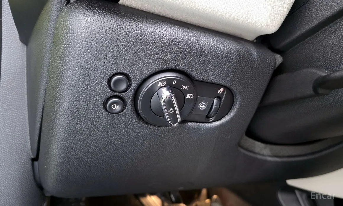 Фото 17 - Mini Cooper Convertible