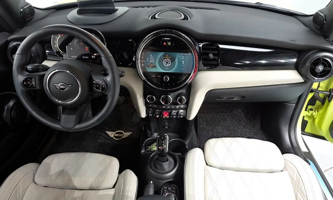 Фото 7 - Mini Cooper Convertible