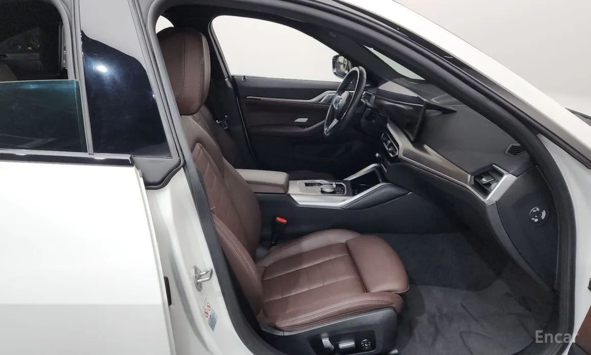 Фото 11 - BMW i4