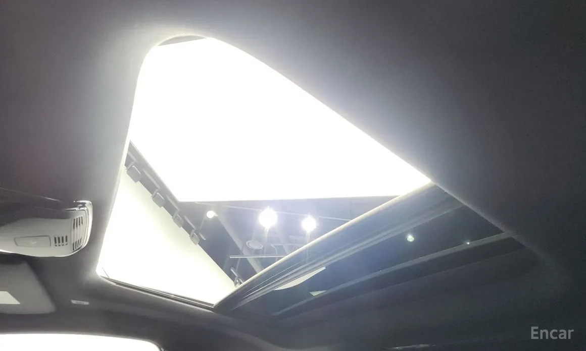 Фото 18 - BMW i4