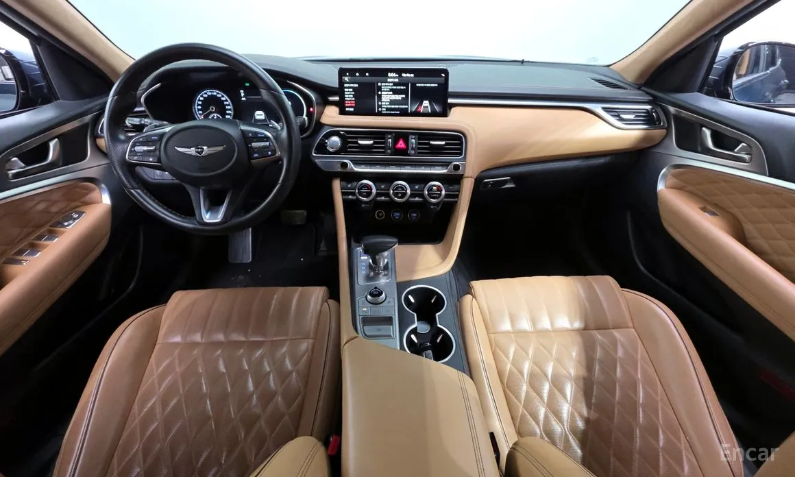 Фото 7 - Genesis G70