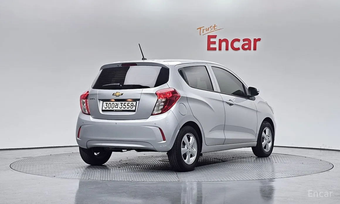 Фото 2 - Chevrolet Spark