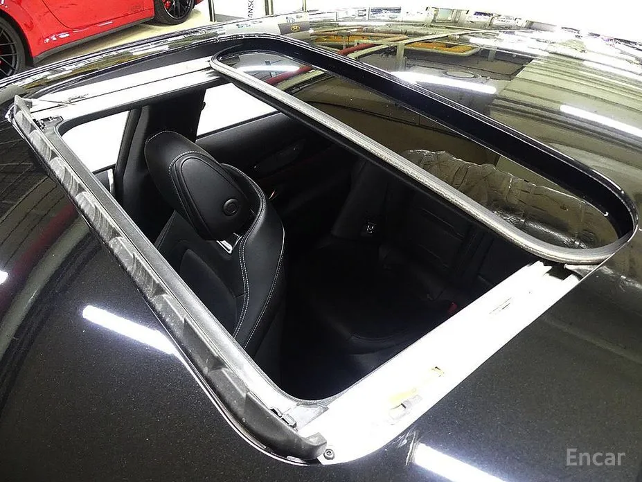 Фото 20 - Mercedes-Benz AMG GT