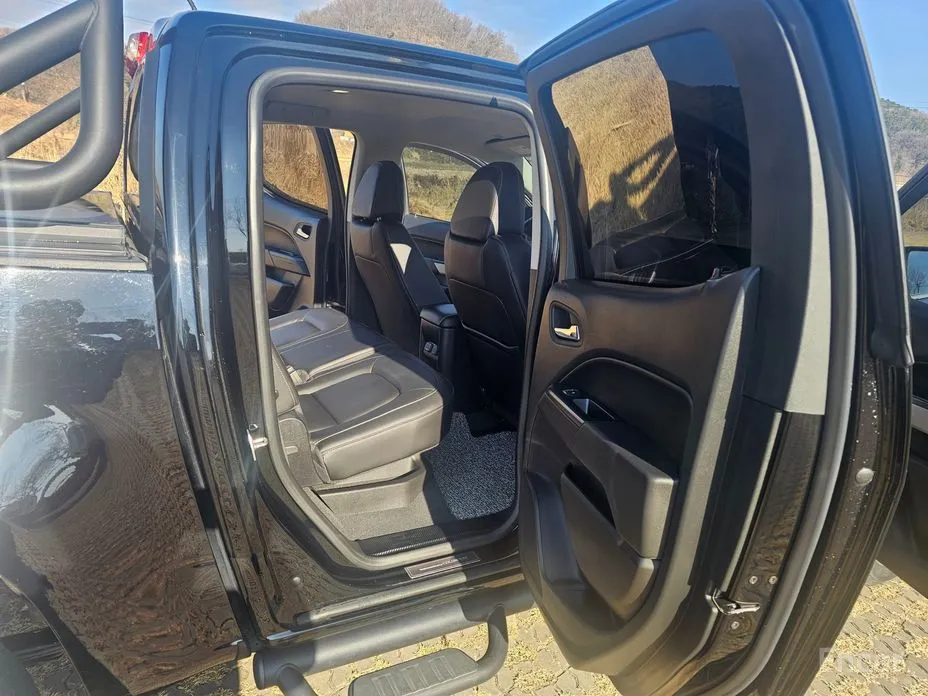 Фото 11 - Chevrolet Colorado