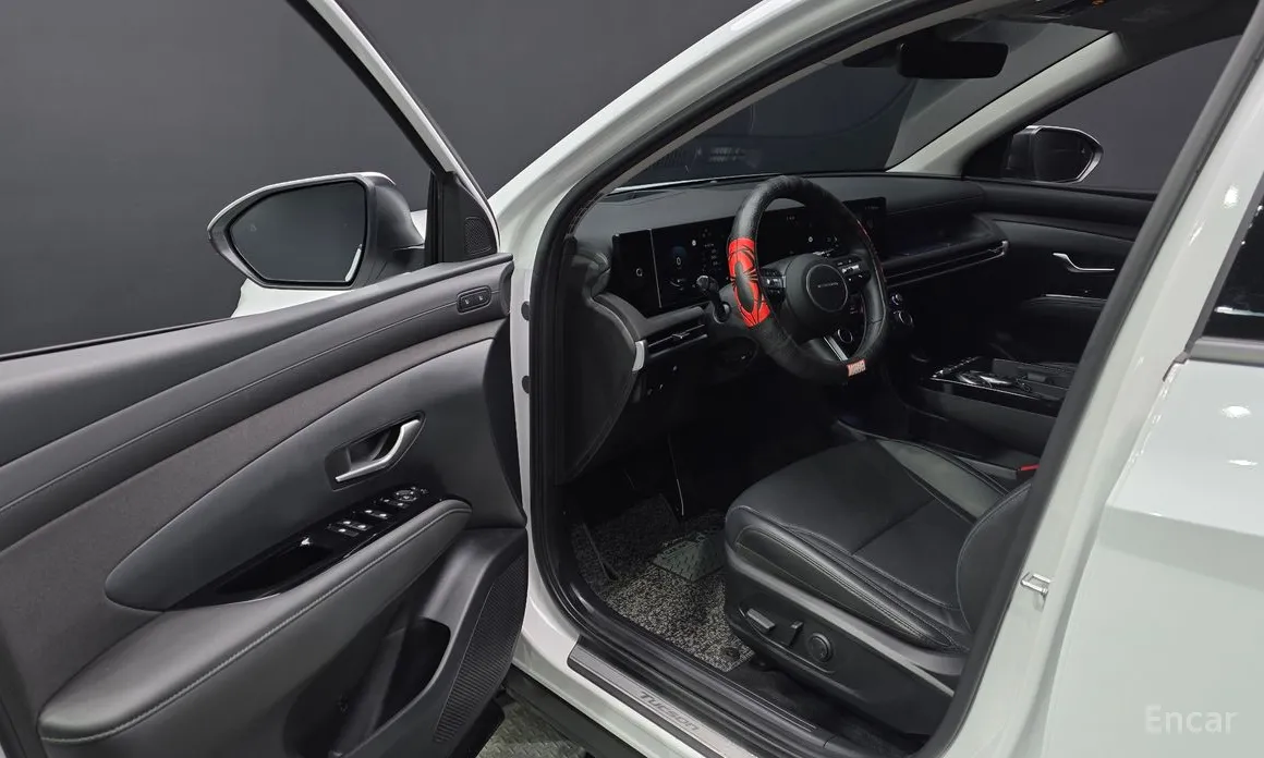 Фото 10 - Hyundai Tucson