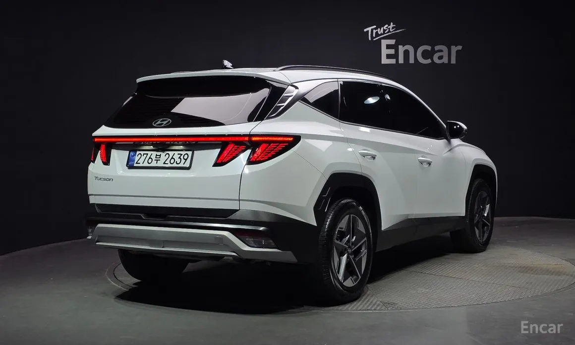 Фото 2 - Hyundai Tucson