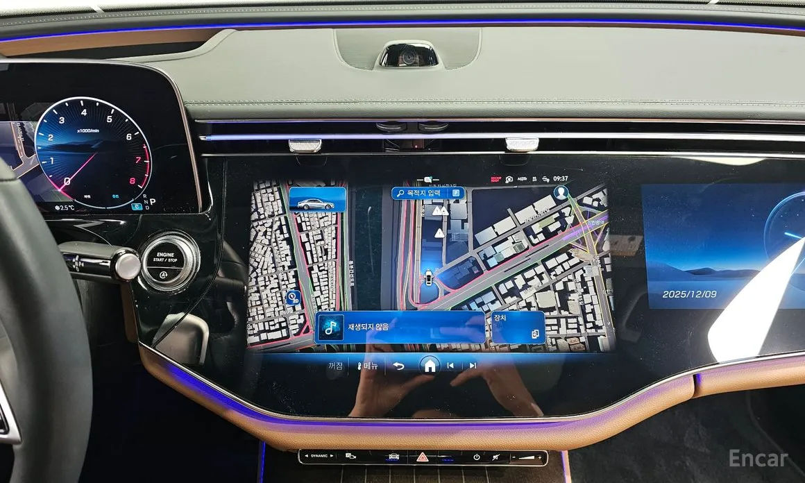 Фото 15 - Mercedes-Benz E-Class