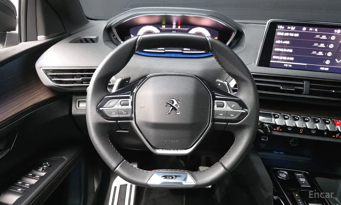 Фото 14 - Peugeot 5008