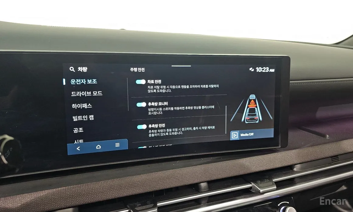 Фото 16 - Hyundai Tucson