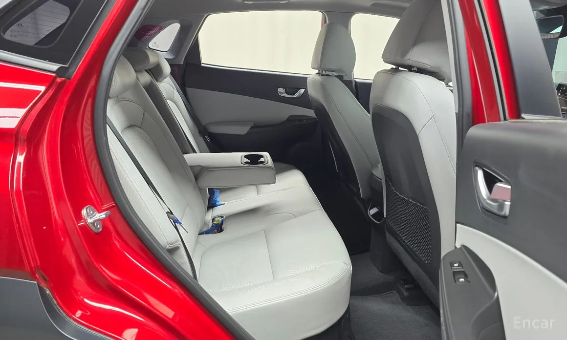 Фото 12 - Hyundai Kona