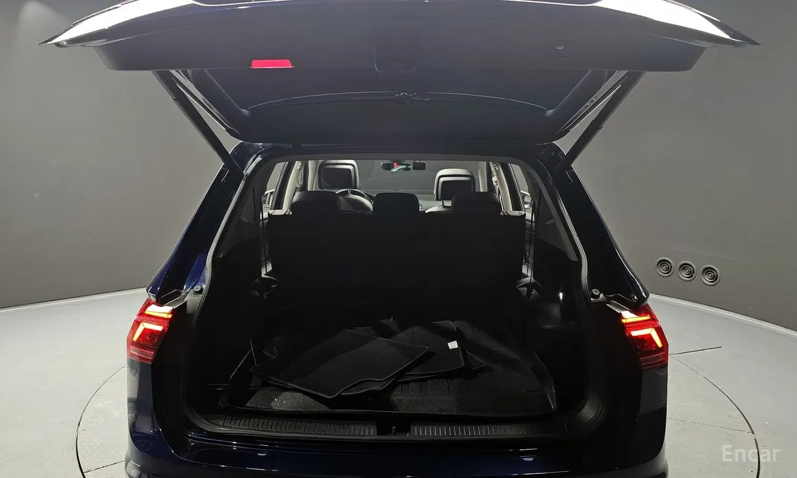 Фото 20 - Volkswagen Tiguan