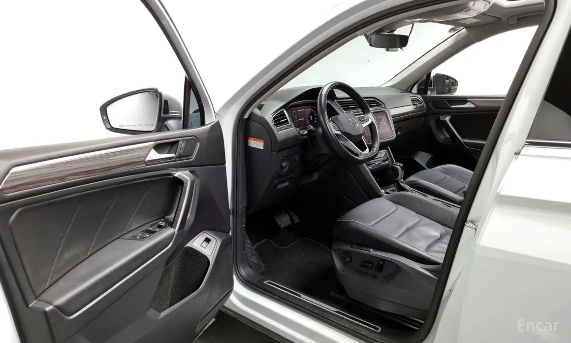 Фото 10 - Volkswagen Tiguan