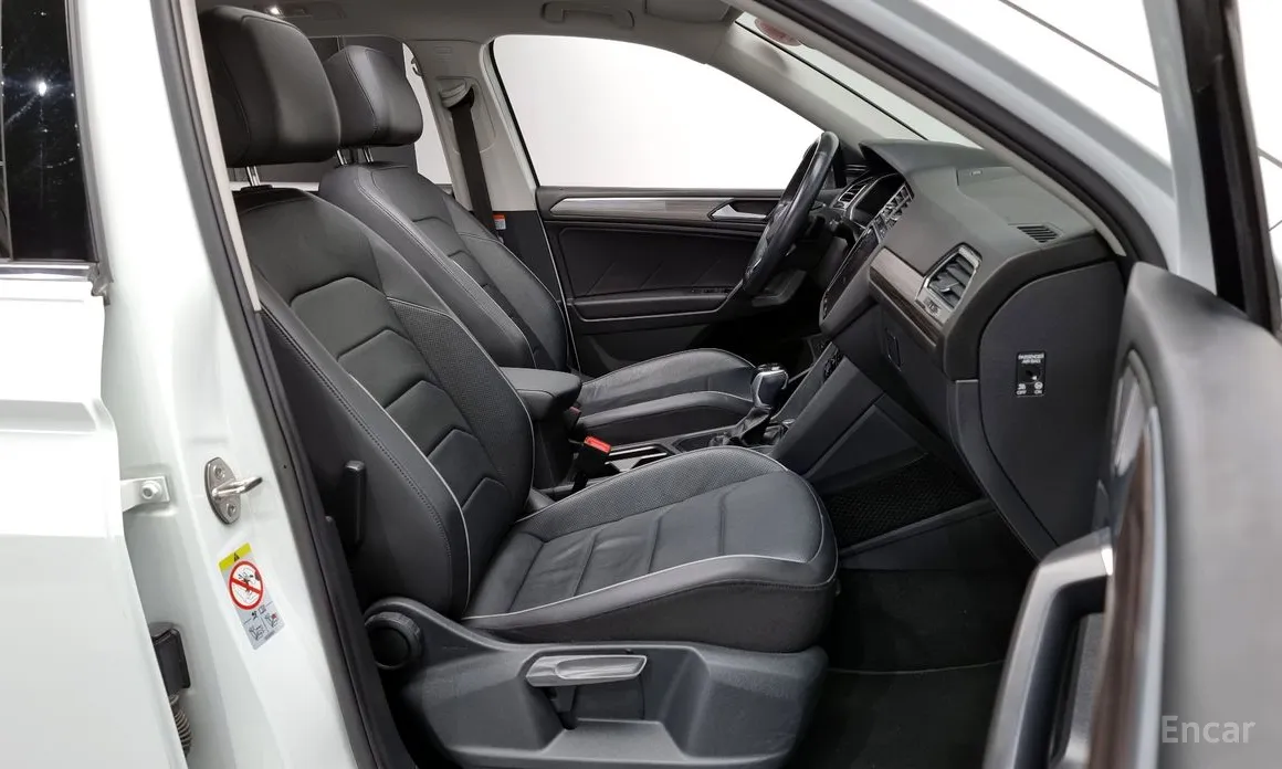 Фото 11 - Volkswagen Tiguan