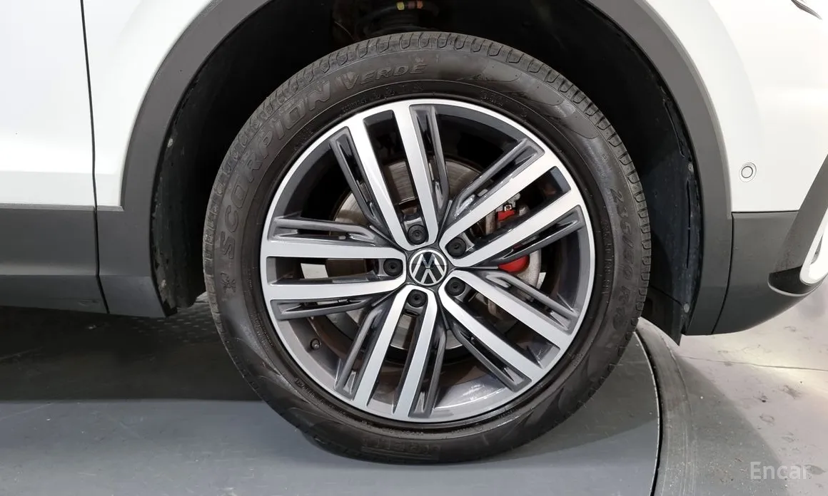 Фото 5 - Volkswagen Tiguan